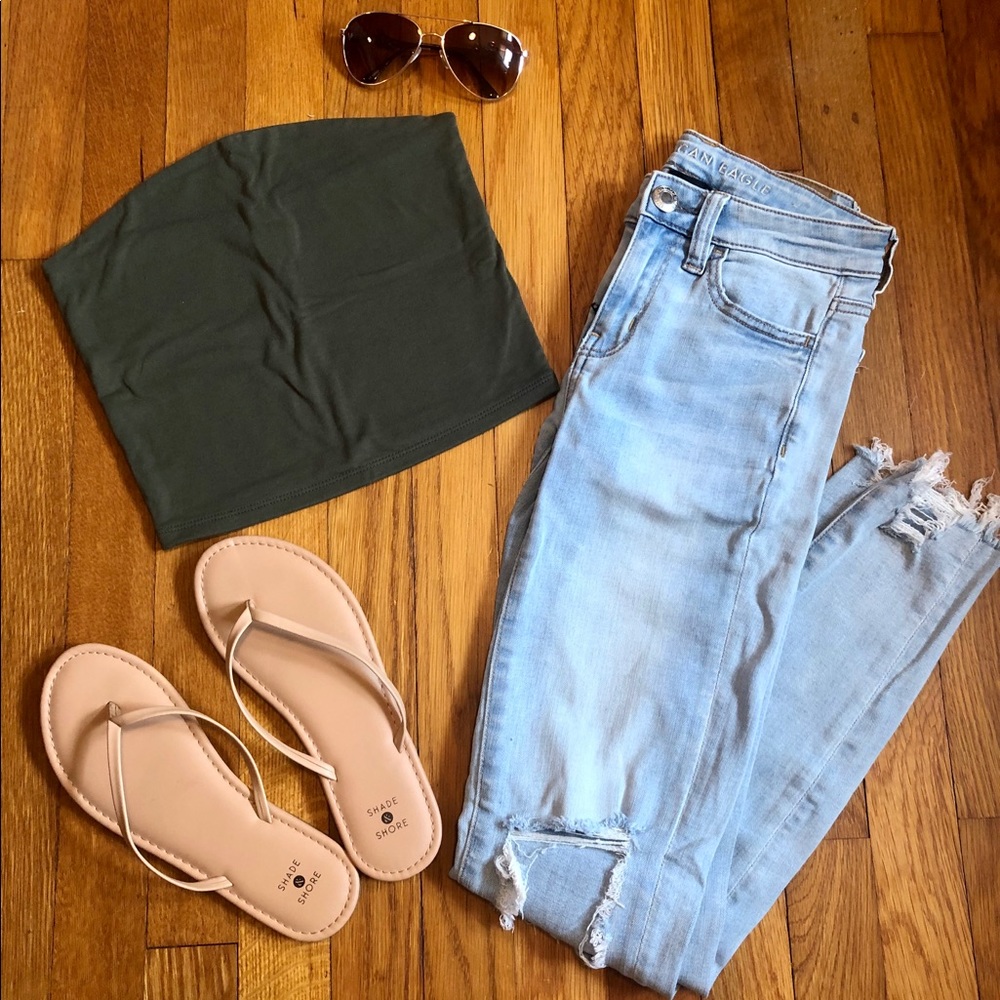 American Eagle Distressed Jeans